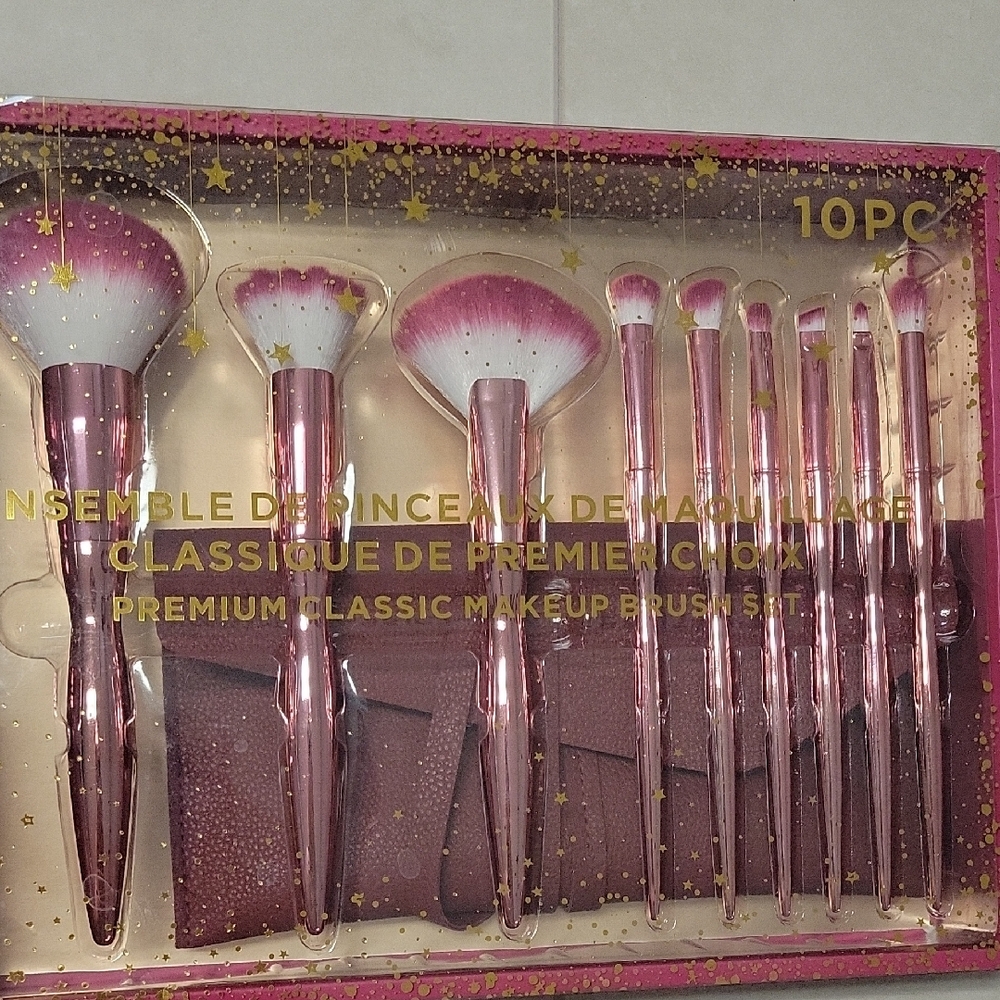 Sparkly Pink Makeup Brush Set with Champagne Handles